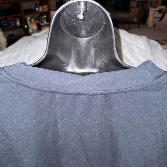 Orvis V-Neck Dropped Shoulders Sweatshirt - Picture 4 of 10